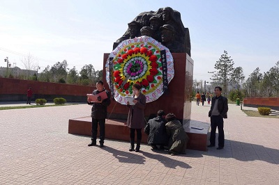 清明节祭奠先烈