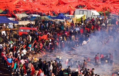 上坟是祭祀吗