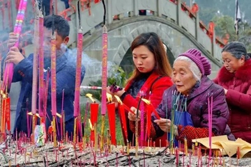 新年的祭祖流程