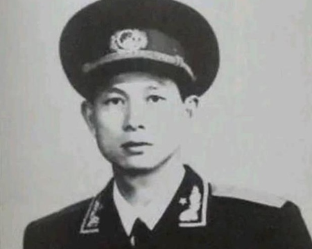 开国少将杨永松逝世